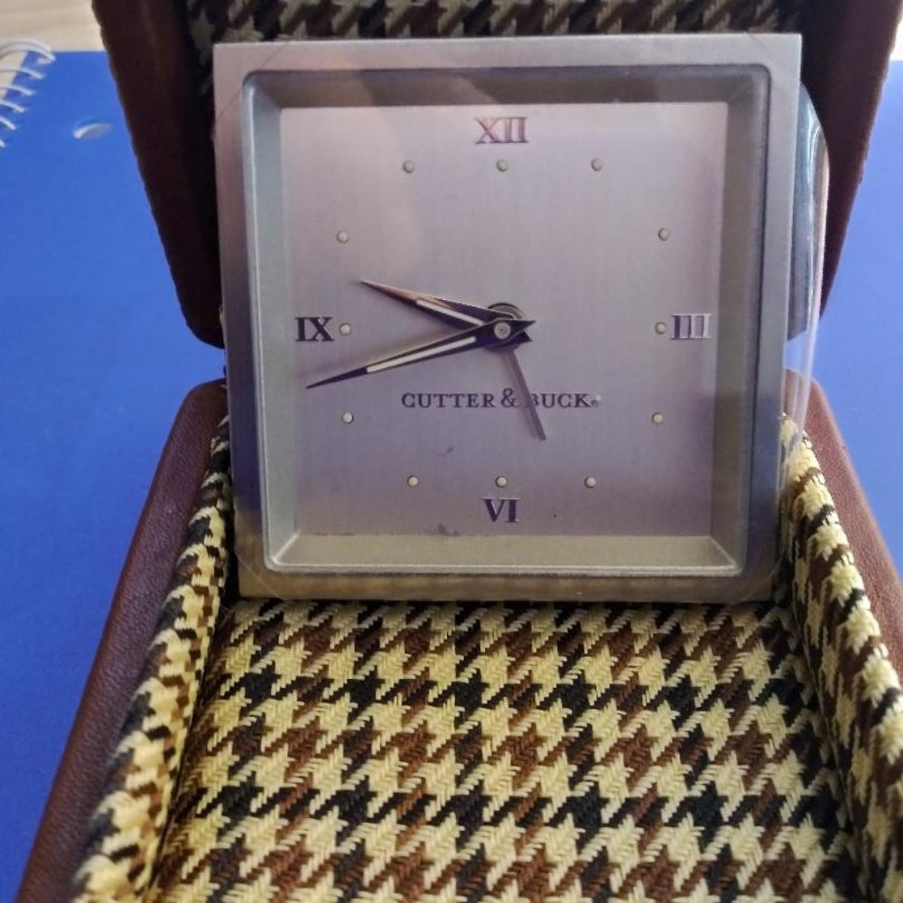 Cutter & Buck Travel Alarm clock